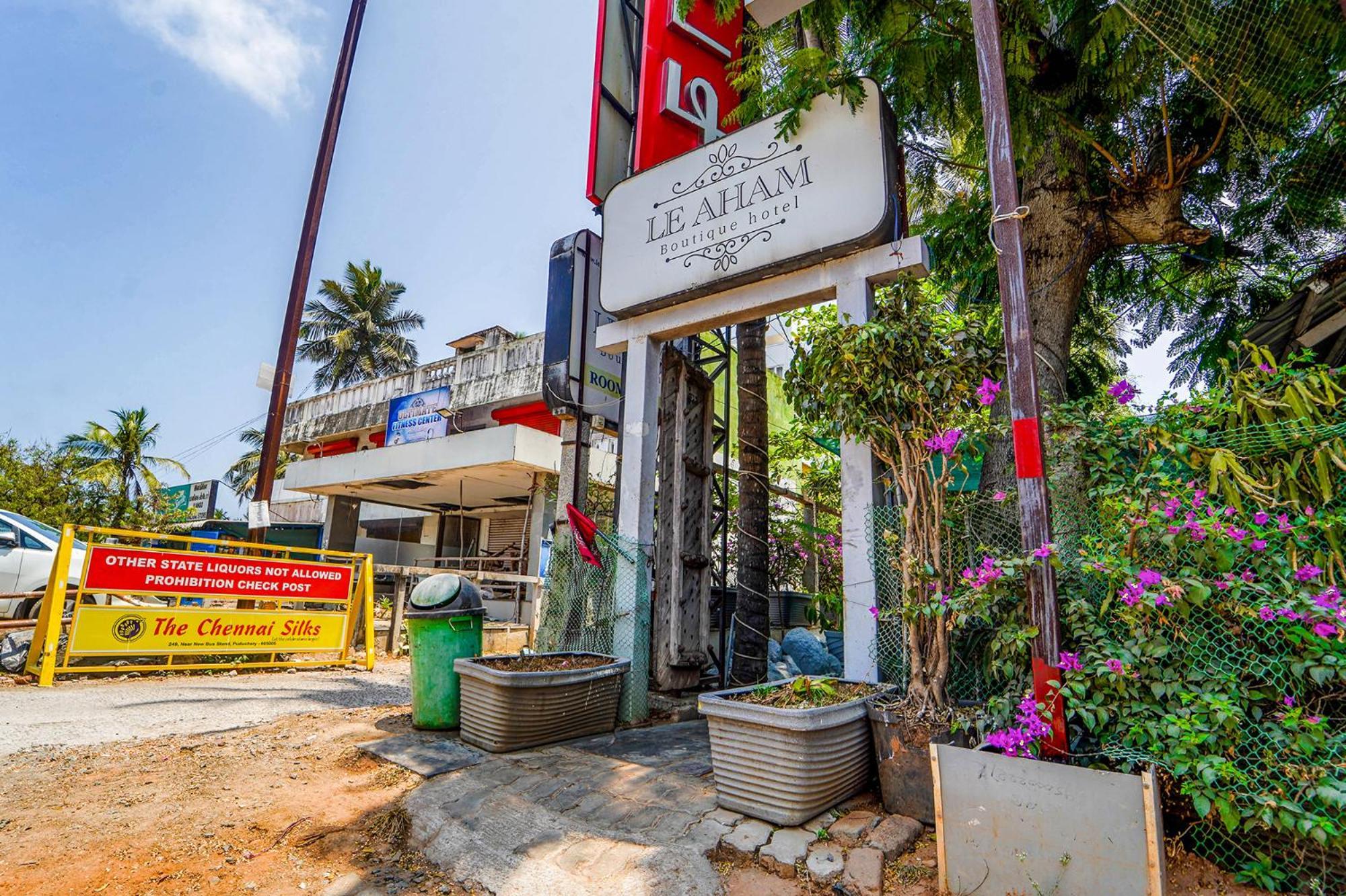 Fabexpress Le Aham Boutique - Auroville Beach - 600M Pondicherry Exteriör bild